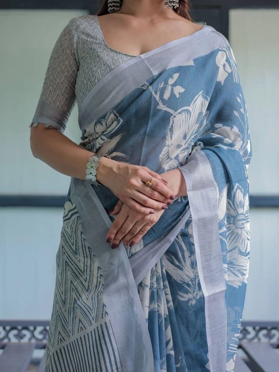 saneria silk Floral Linen Blend Chanderi Saree thumbnail 4