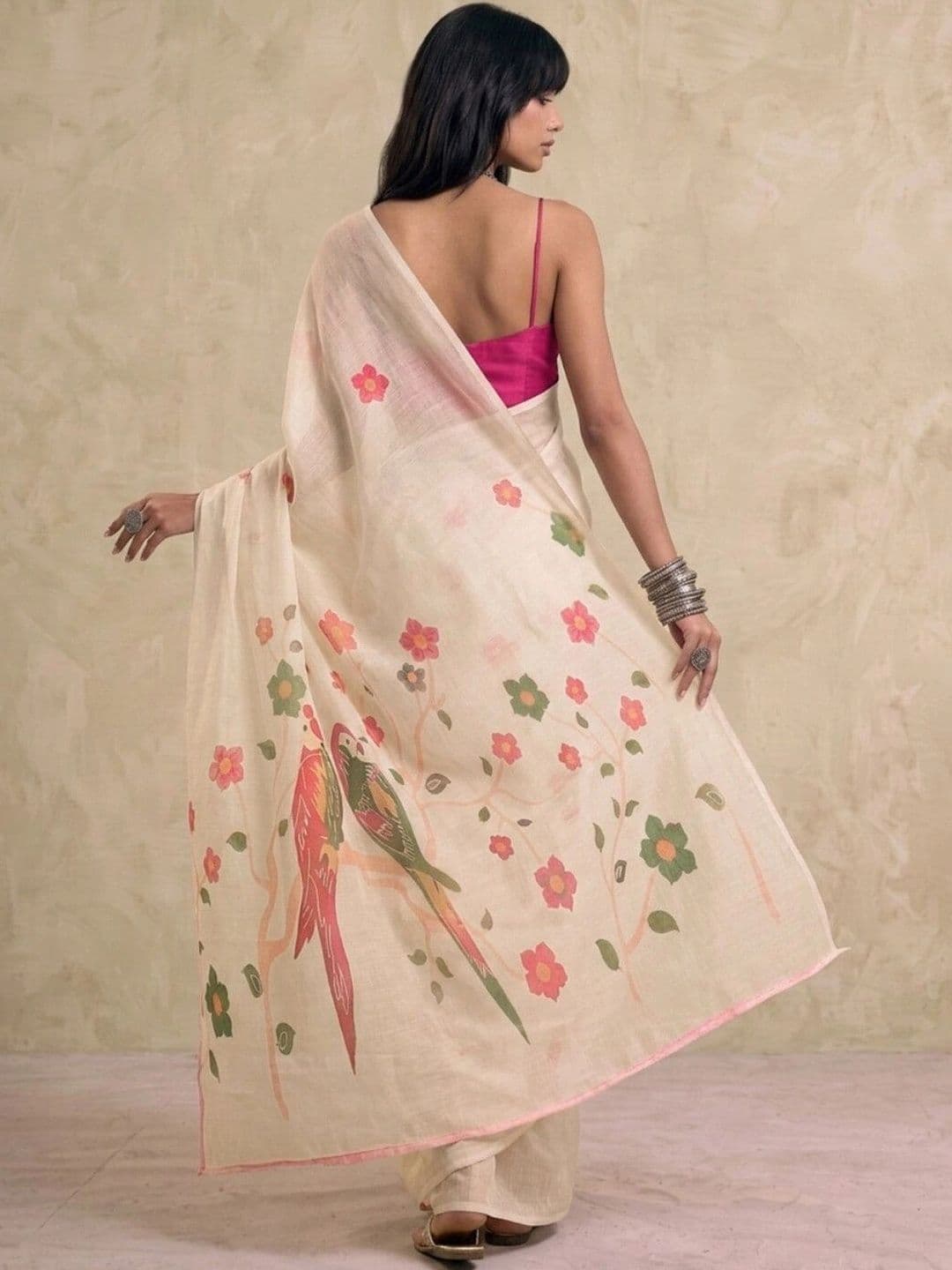 SAARA Floral Pure Linen Saree thumbnail 6