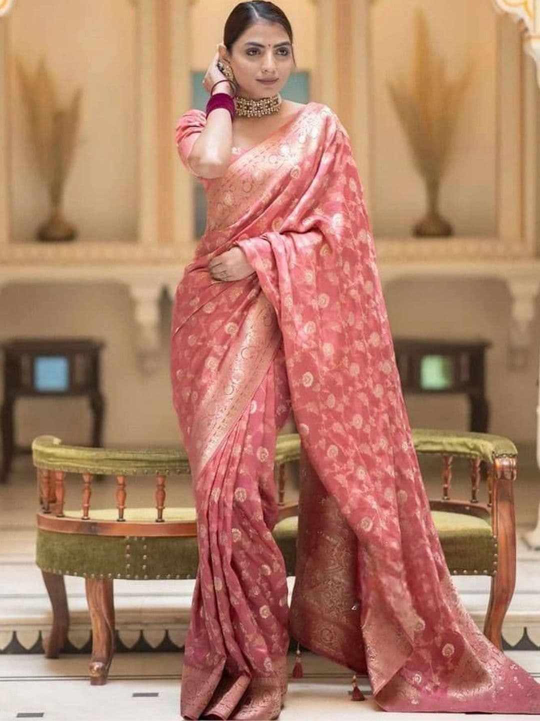 NARIVESH TRENDS Woven Design Zari Silk Cotton Saree thumbnail 3