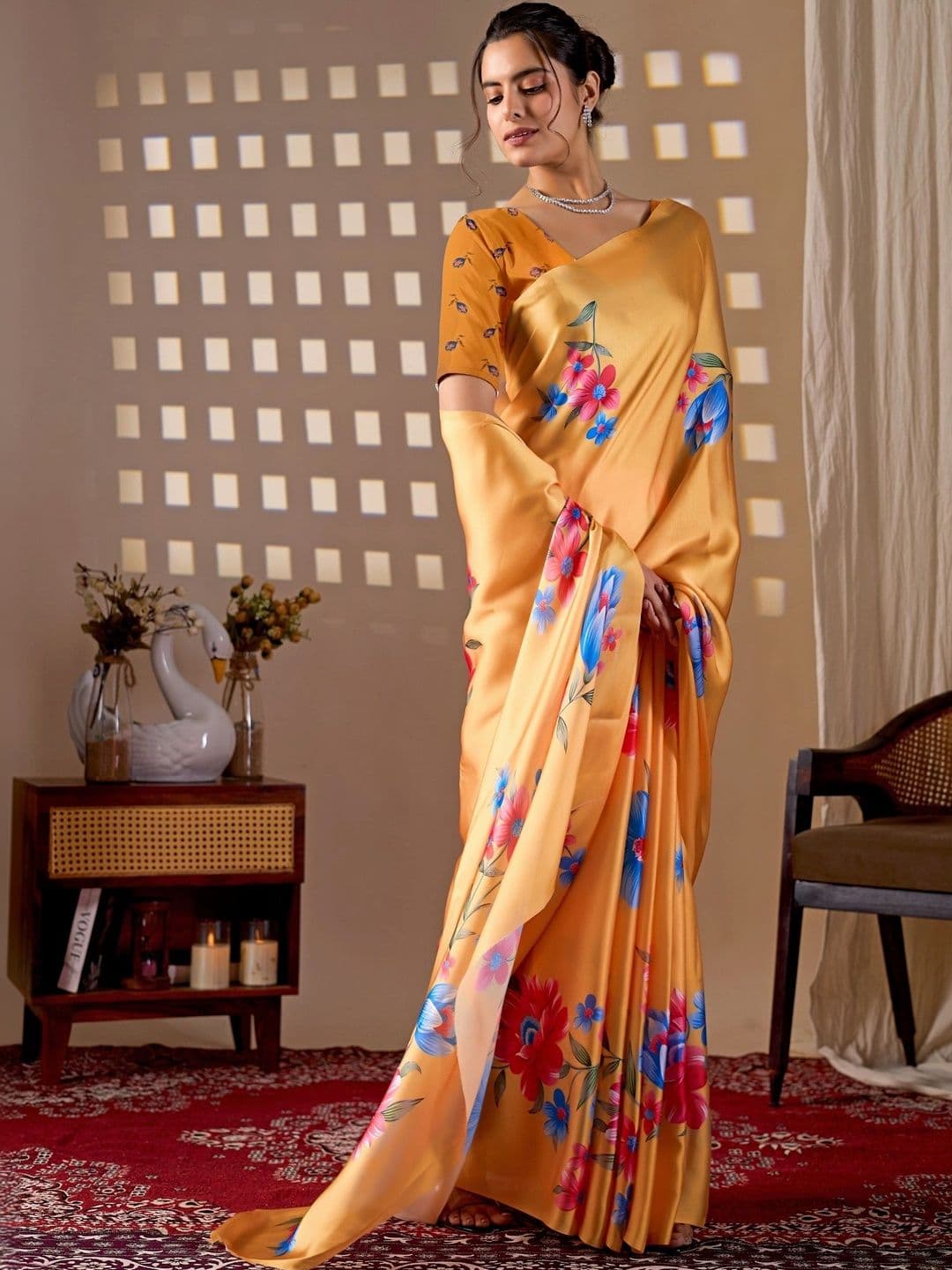 DIVASTRI Floral Satin Designer Saree thumbnail 7