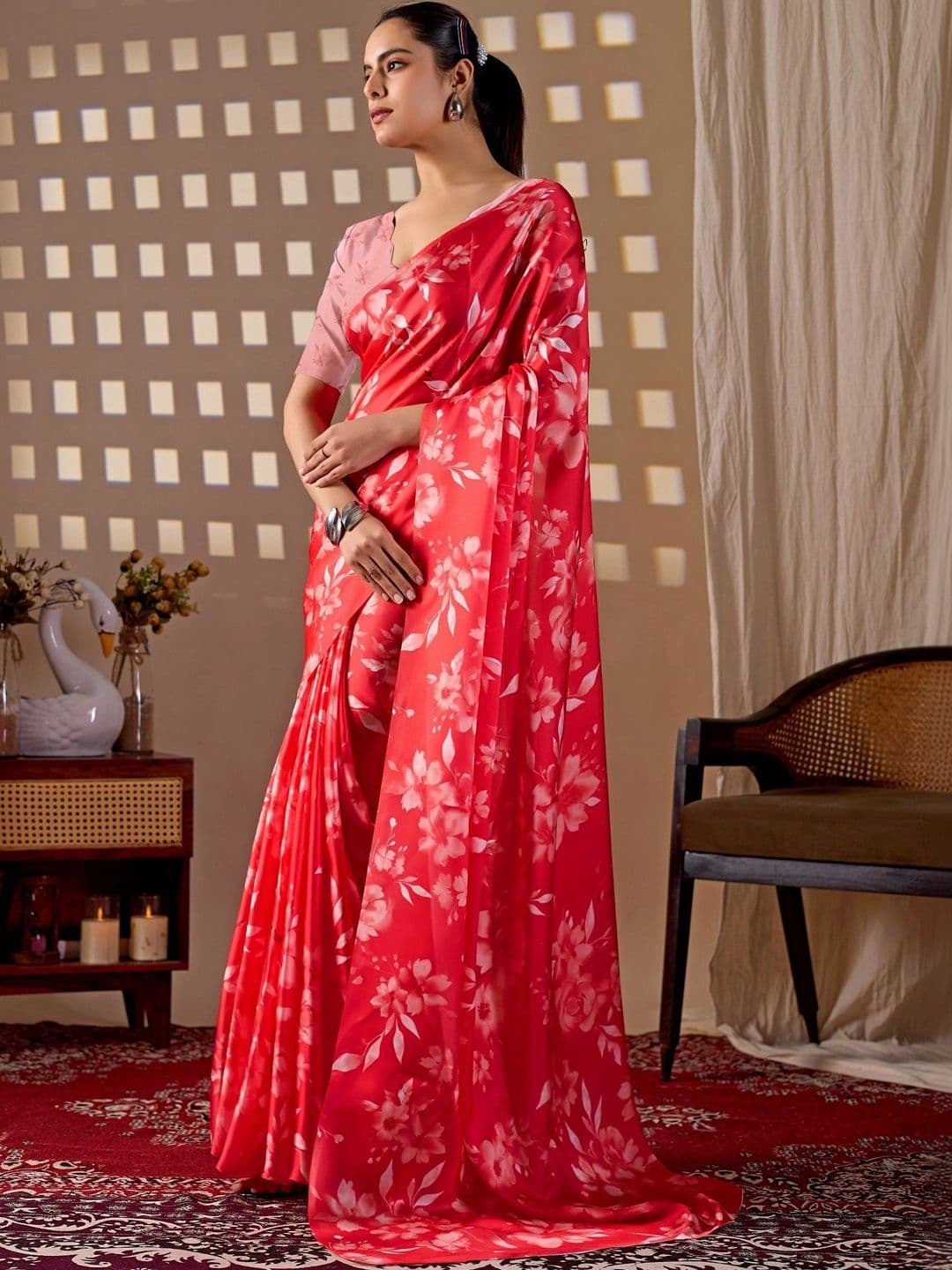 DIVASTRI Floral Satin Designer Saree thumbnail 3