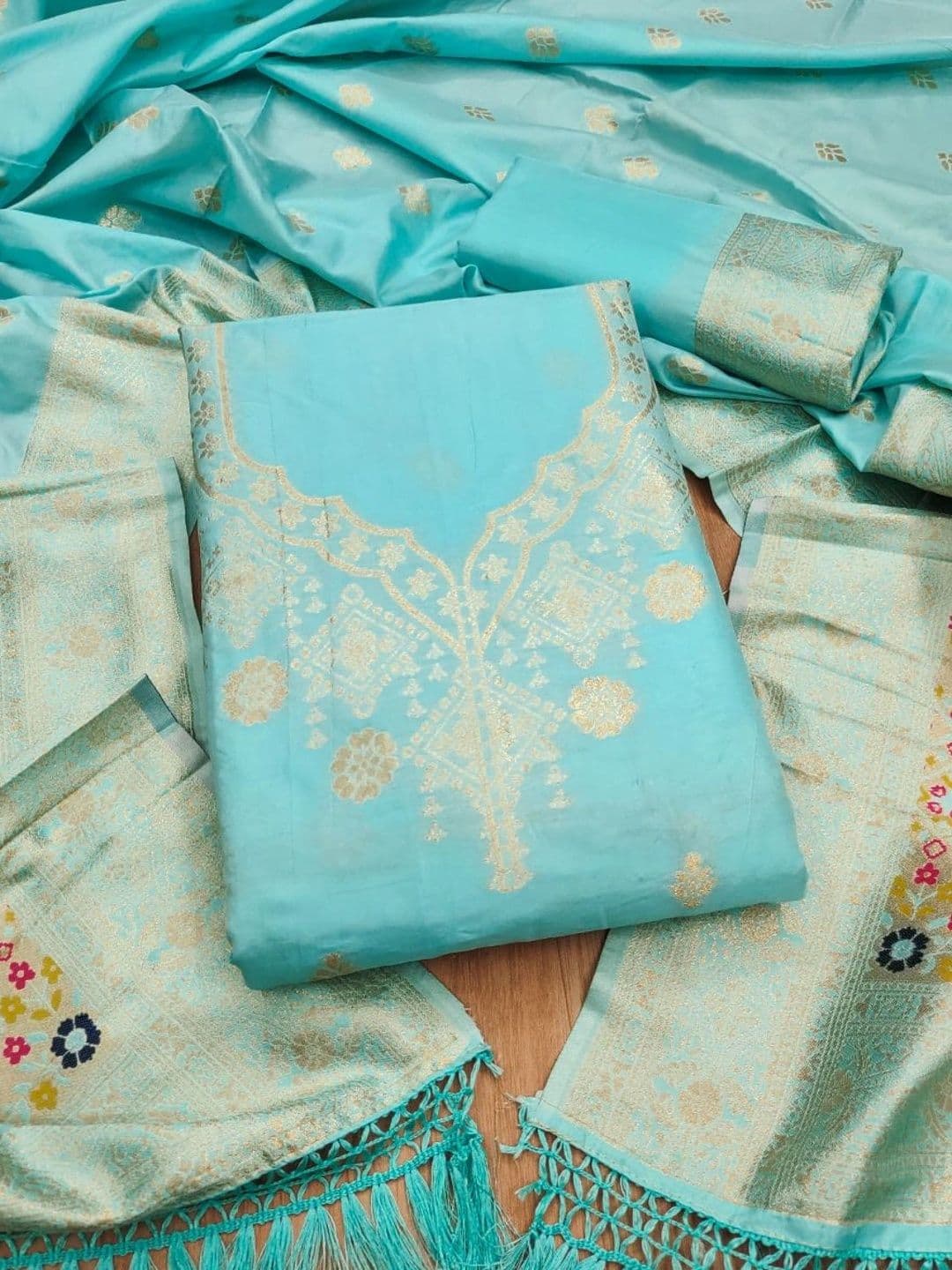 KALINI Pure Silk Unstitched Dress Material thumbnail 2