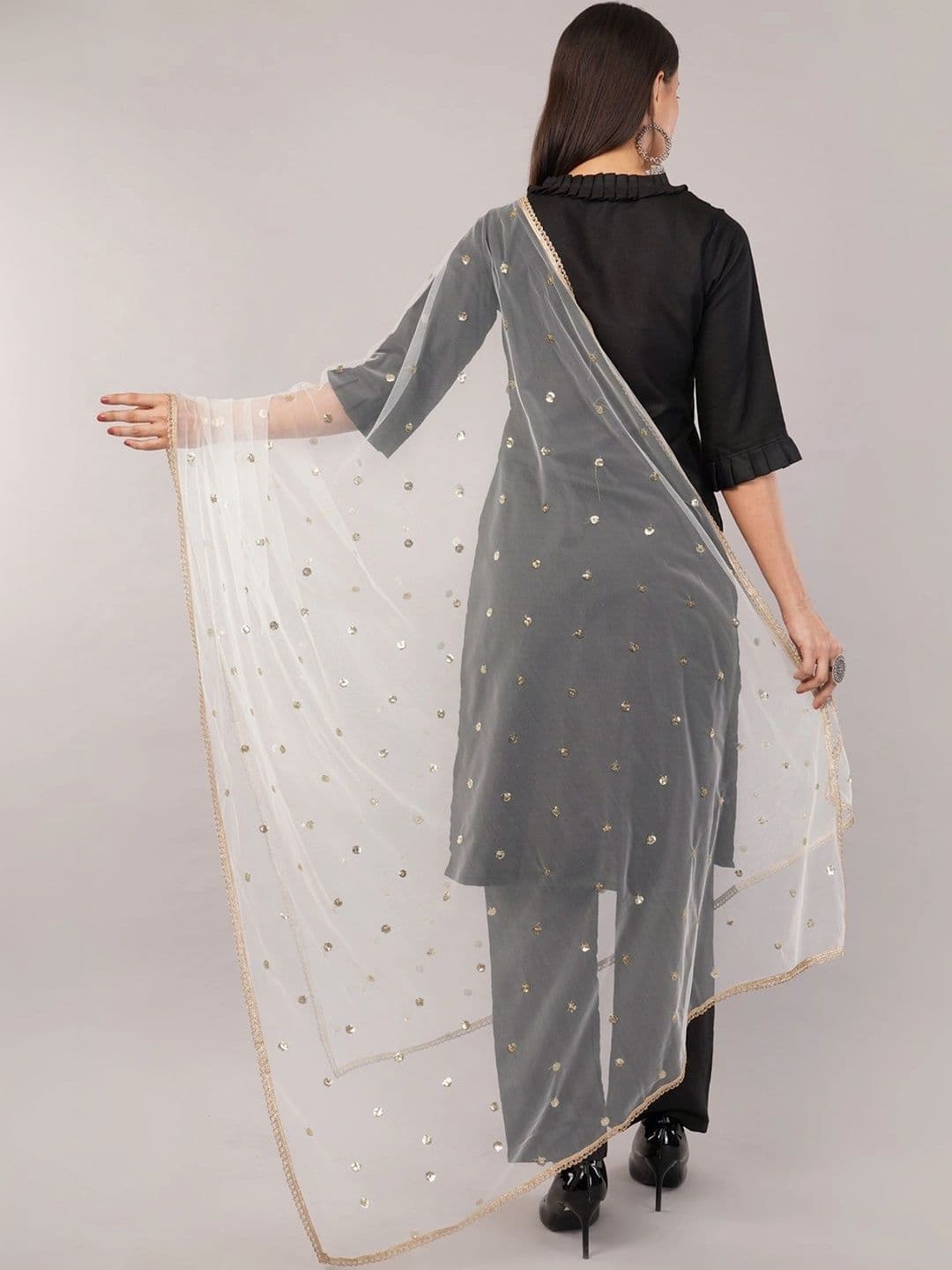 IVAARA Dupatta with Sequinned thumbnail 5