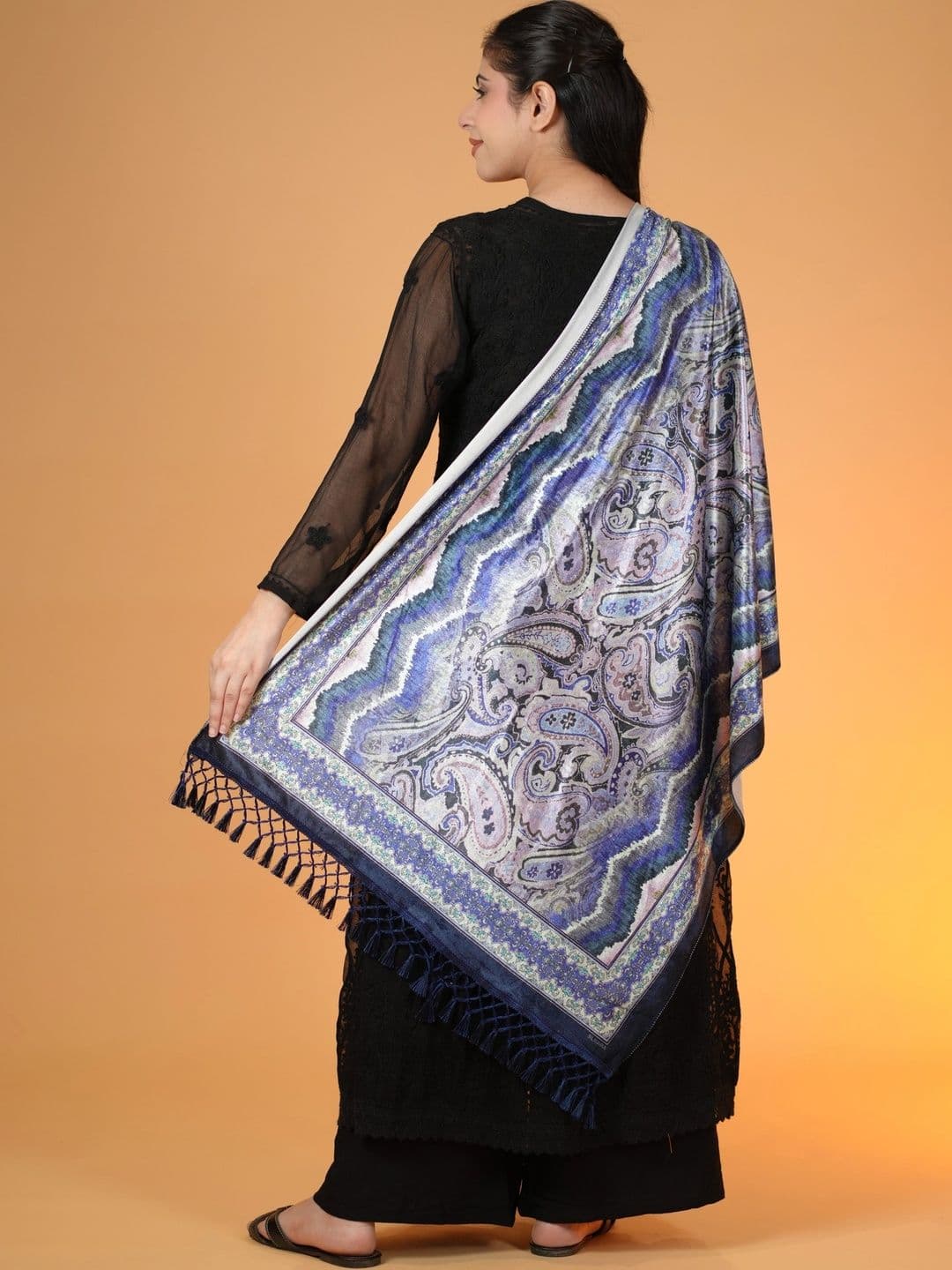 S.T. Women Paisley Printed Velvet Shawl thumbnail 5