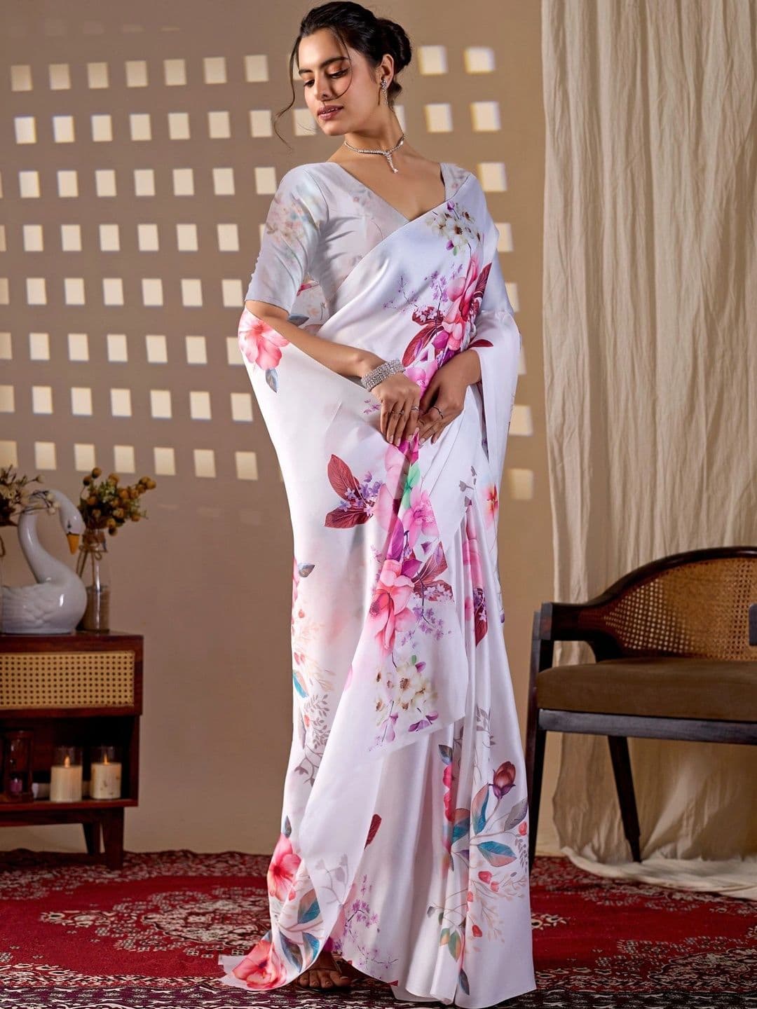 DIVASTRI Floral Satin Designer Saree thumbnail 6