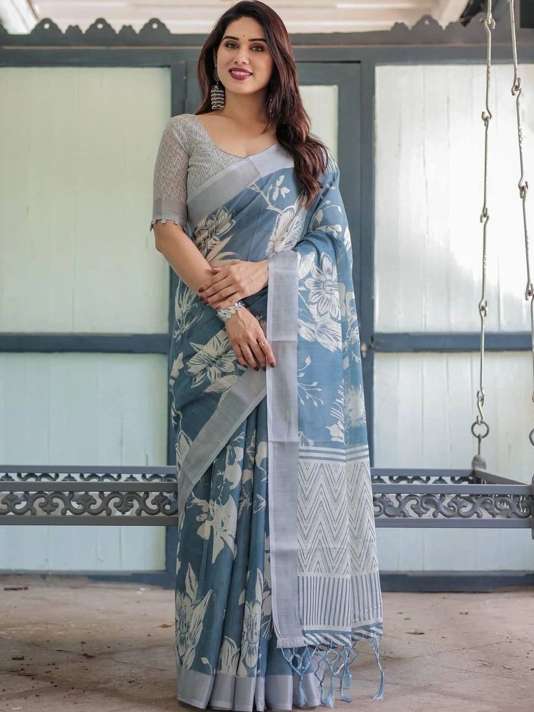 saneria silk Floral Linen Blend Chanderi Saree - view 1
