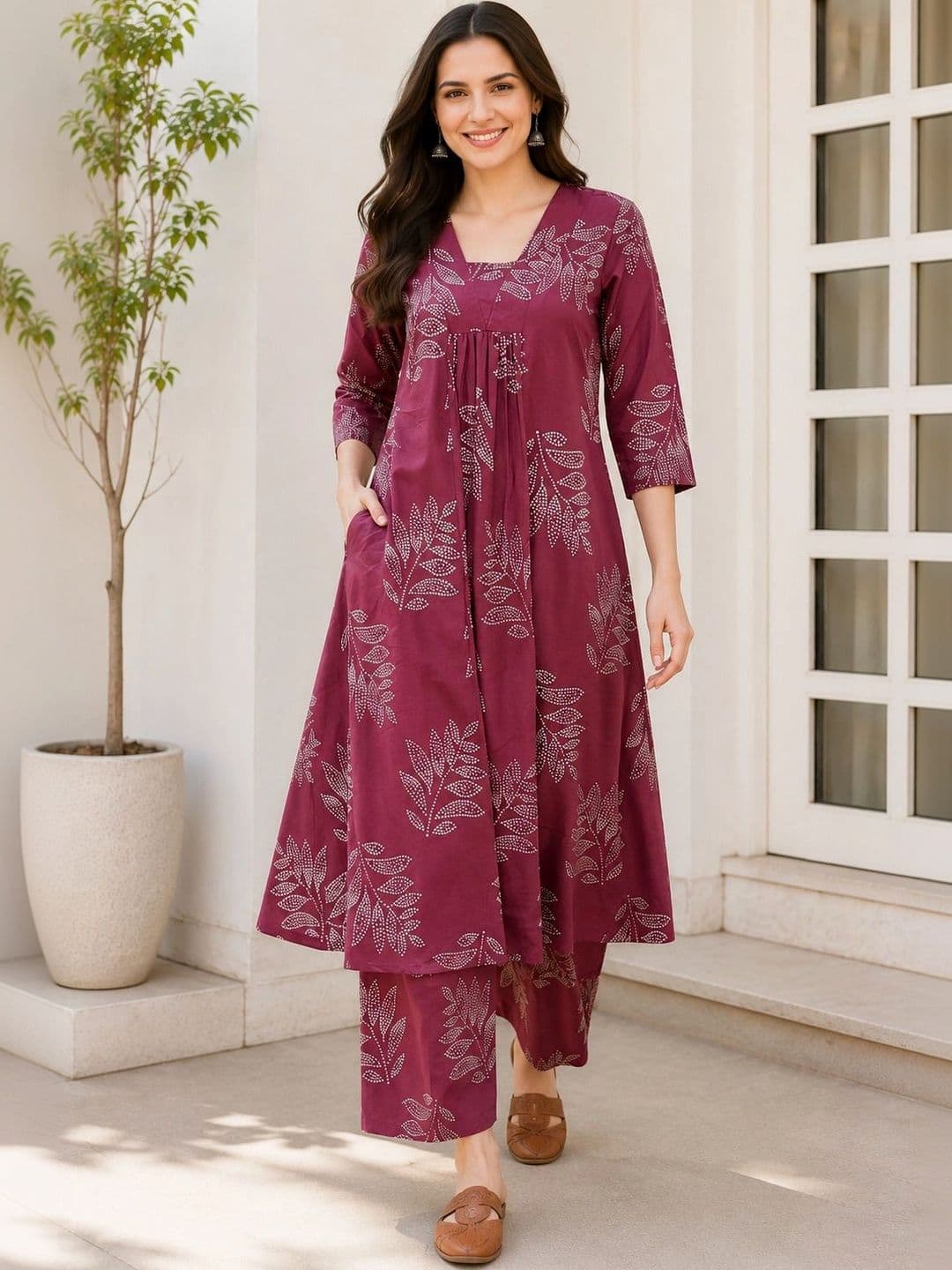 NEW ETHNIC 4 YOU Women Floral Printed Regular Kurta with Palazzos - view 1
