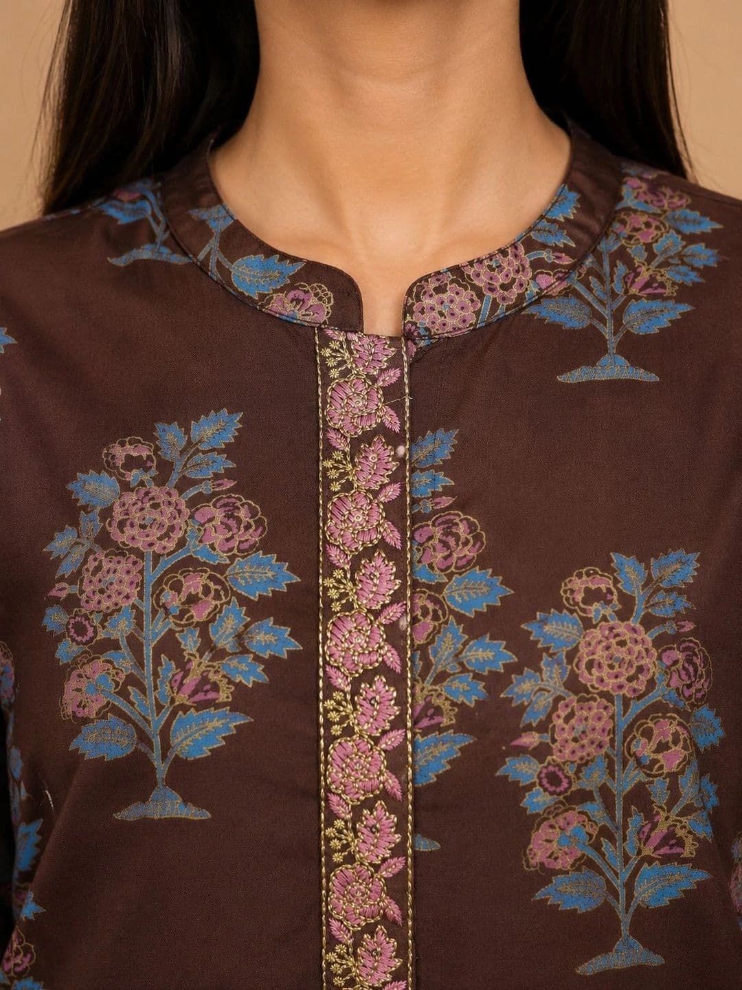 Araaha Women Floral Printed Thread Work Floral Kurta thumbnail 6