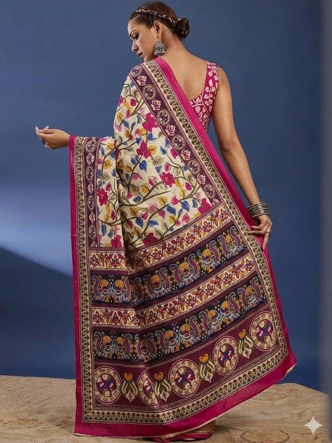 MITITA FASHION Floral Saree thumbnail 3
