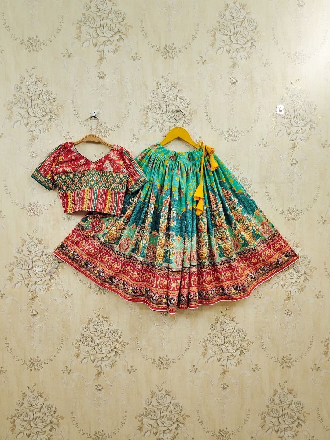 KALINI Girls Printed Kalamkari Ready to Wear Lehenga & thumbnail 4