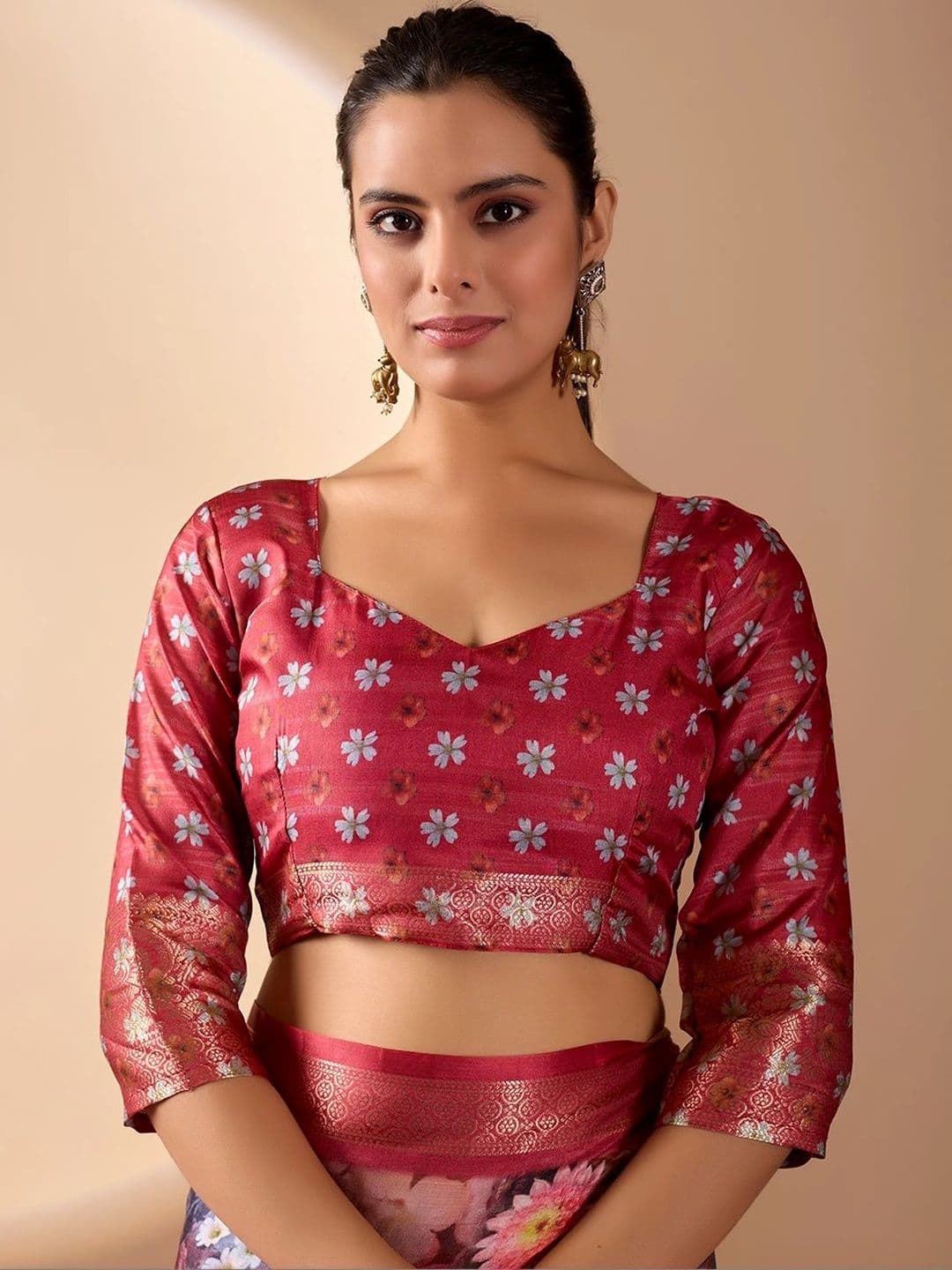 Mitera Floral Zari Silk Blend Designer Saree thumbnail 7