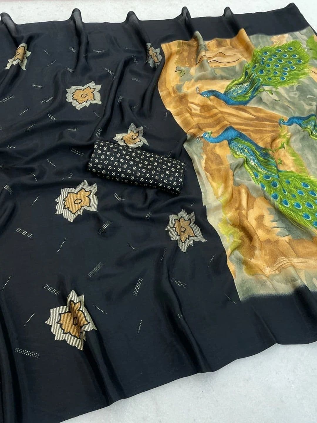 Anouk Art Silk Designer Saree thumbnail 5