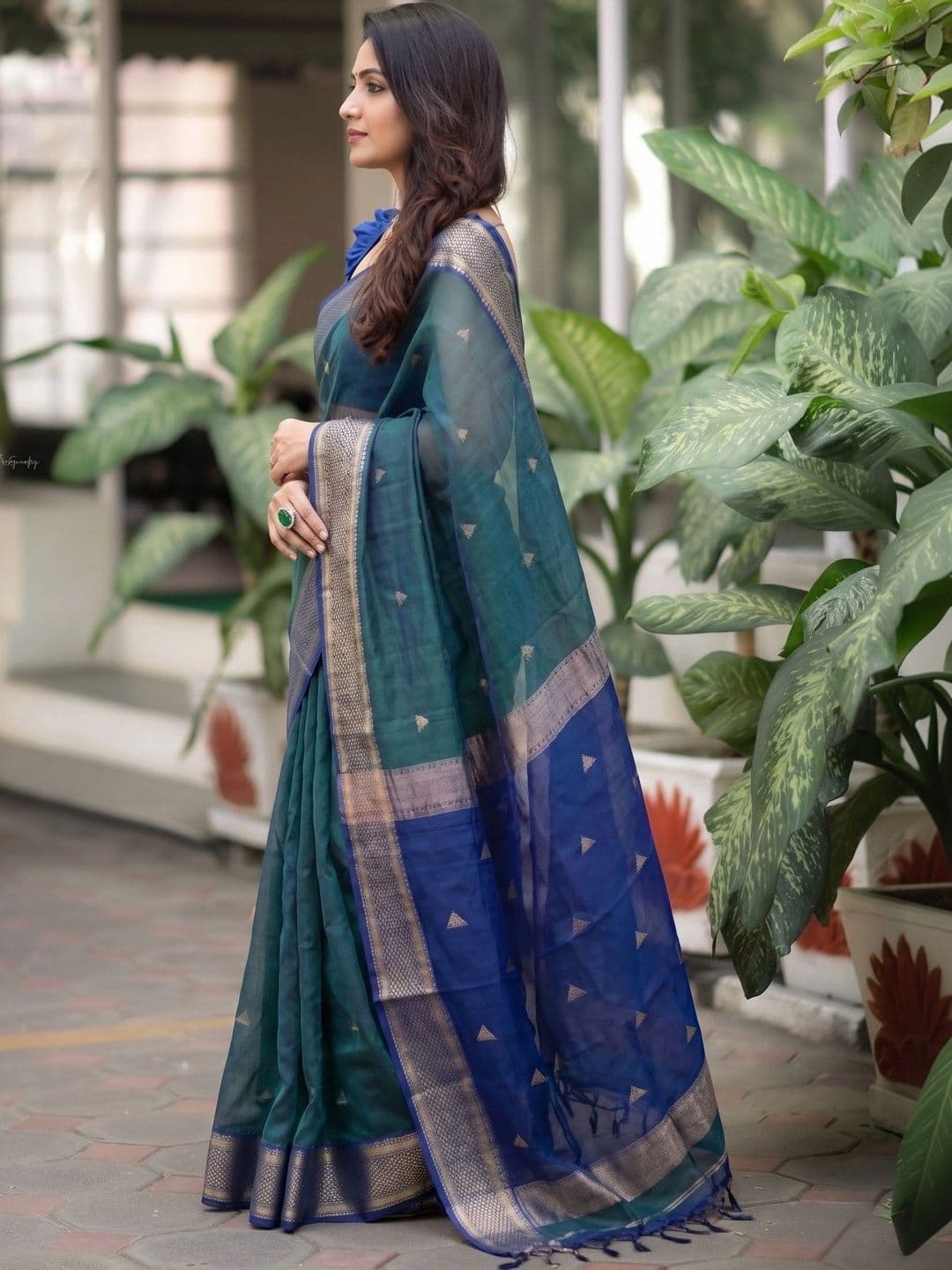 FINFOL Woven Design Zari Art Silk Banarasi Saree thumbnail 6