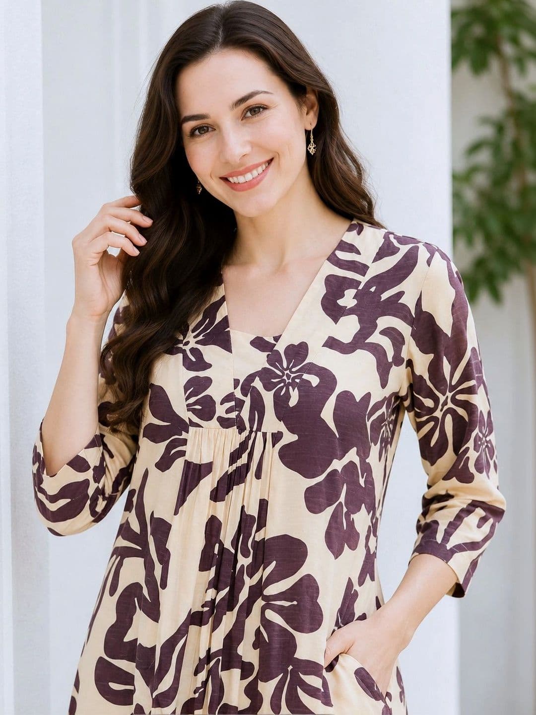HIVA TRENDZ Women Floral Printed Regular Kurta with Palazzos thumbnail 5