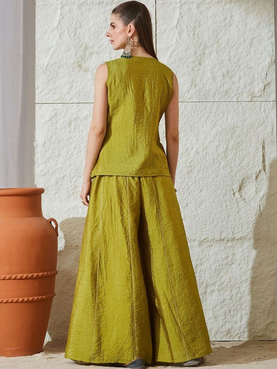 MOKOSH Women Ethnic Motifs Embroidered Regular Sequinned Pure Silk Kurta with Palazzos thumbnail 2