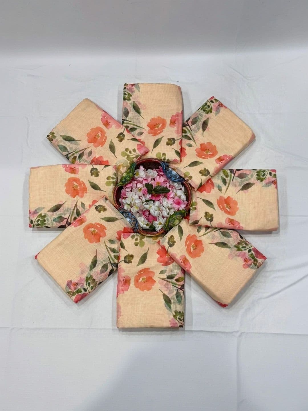 VelvetHue Floral Zari Linen Blend Saree thumbnail 7