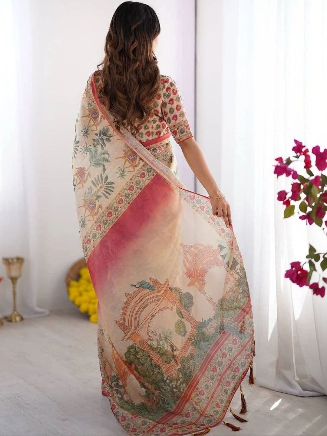 Bhagirath Fashion Floral Zari Linen Blend Saree thumbnail 2