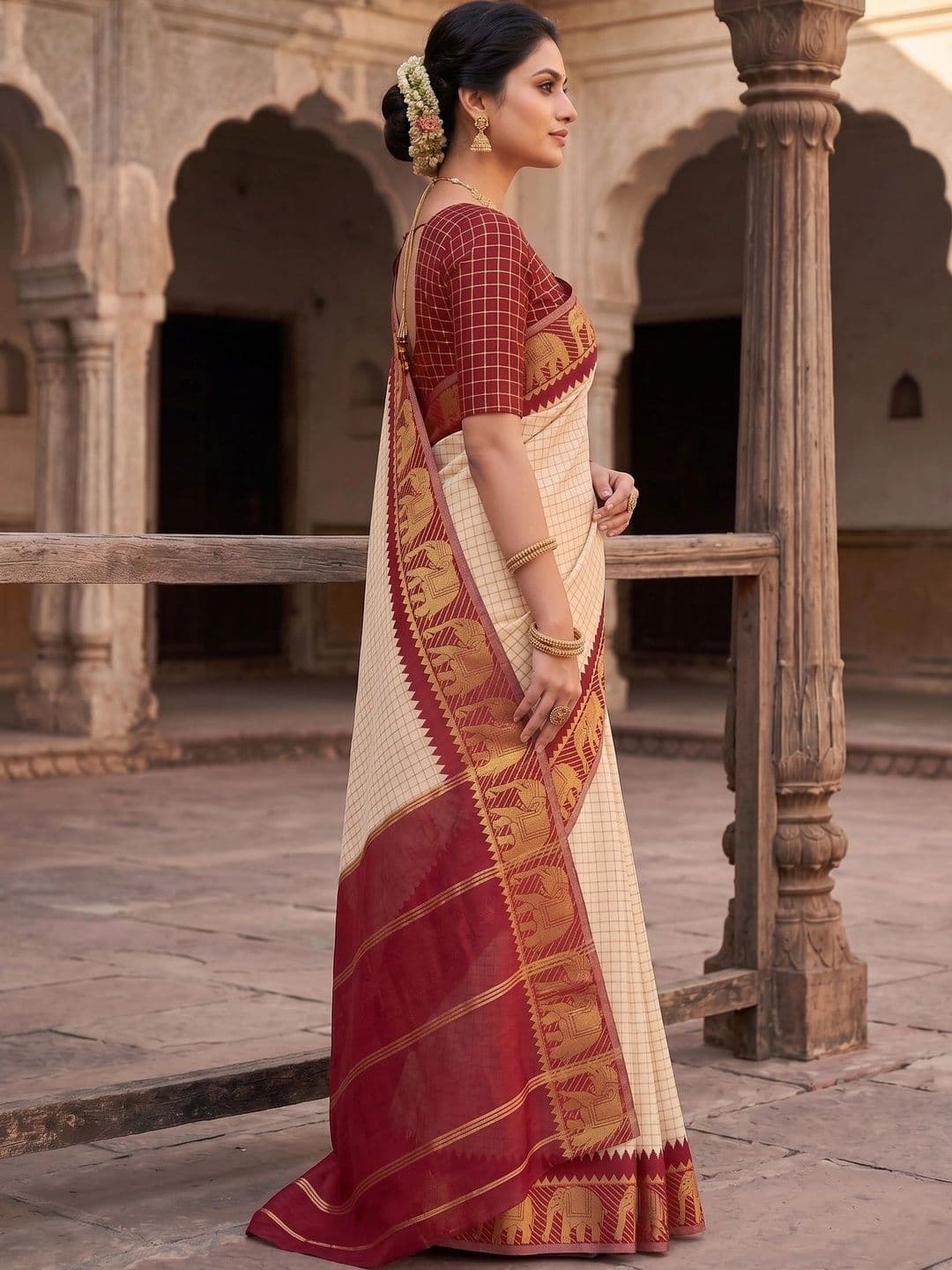 GMK Fashions Checked Zari Art Silk Banarasi Saree thumbnail 2