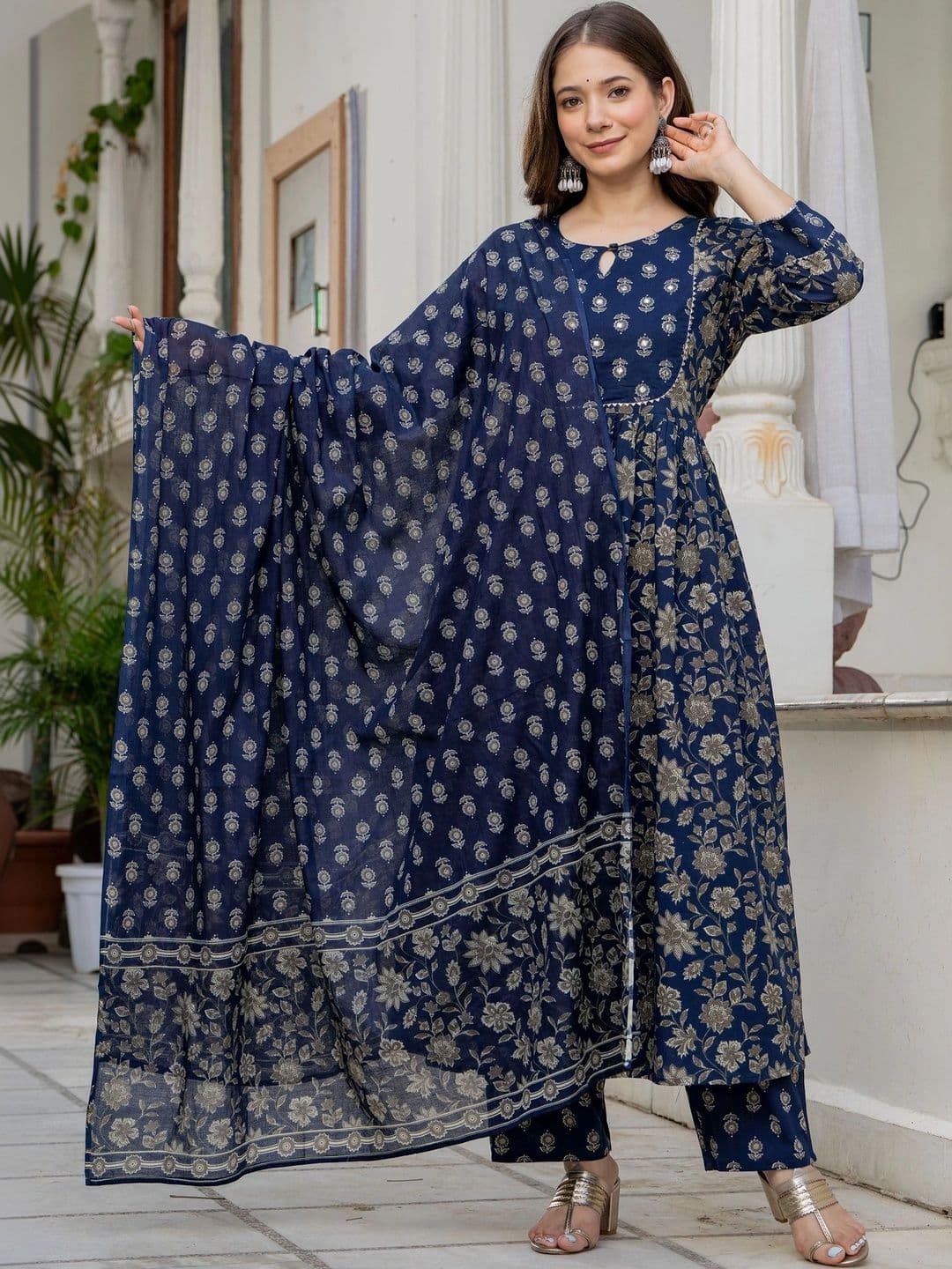 PARTHVI Women Floral Printed Empire Mirror Work Pure Cotton Kurta with Trousers & With Dupatta thumbnail 5