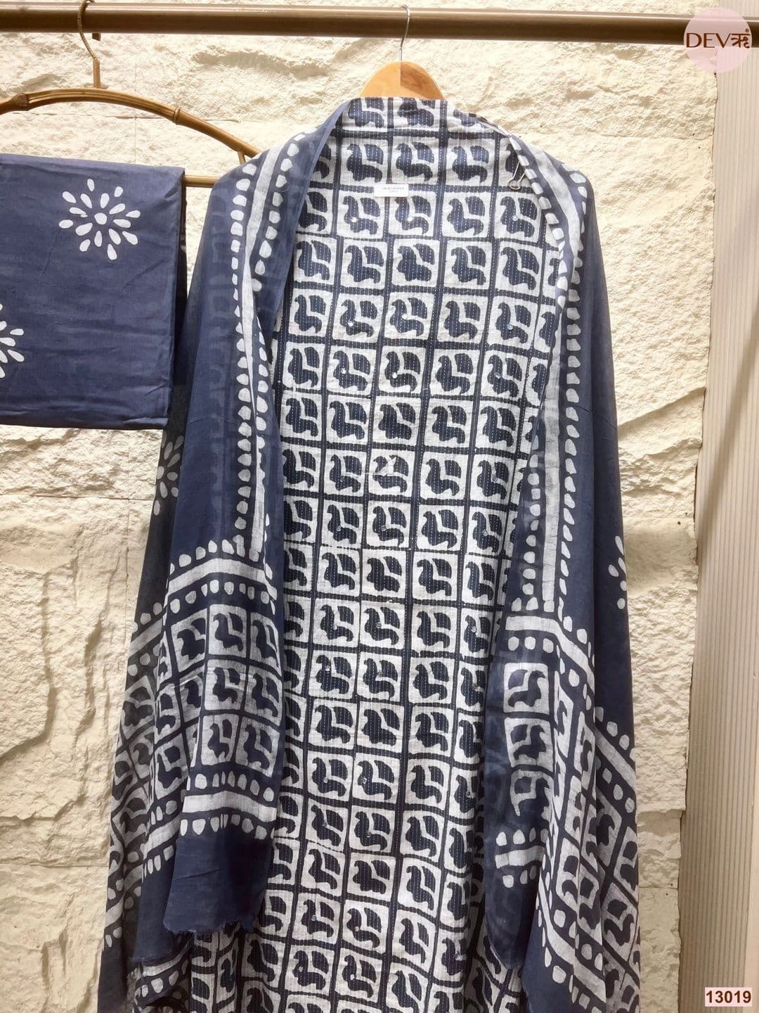 DEVRI Printed Pure Cotton Unstitched Dress Material thumbnail 4