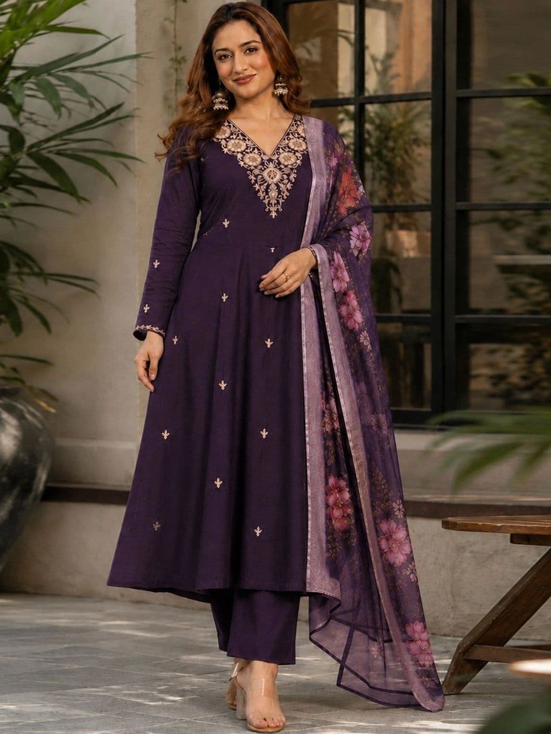 GoSriKi Women Floral Embroidered Regular Thread Work Kurta with Trousers & With Dupatta thumbnail 4