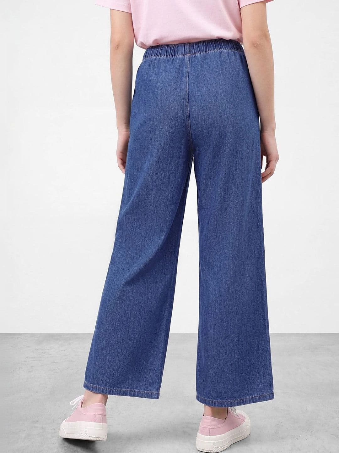 R&B Women Wide Leg Mid-Rise Jeans thumbnail 4