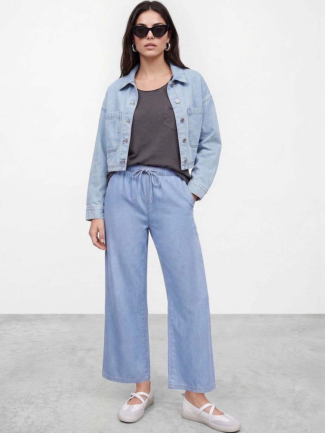 R&B Women Wide Leg Mid-Rise Jeans - view 1