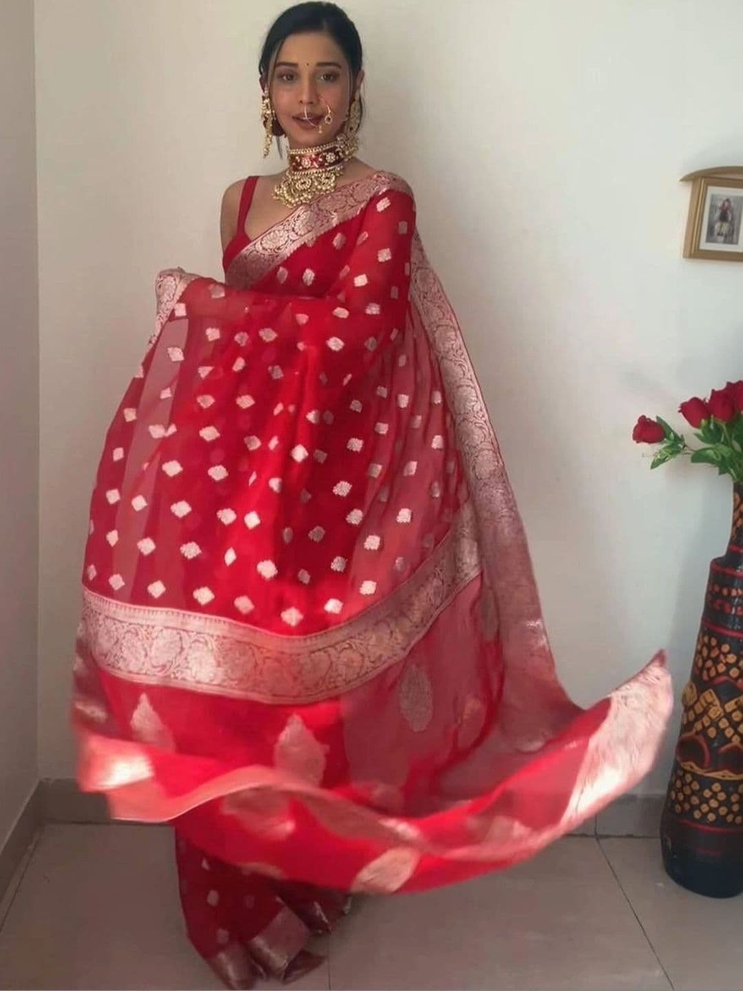 Zankhi Hosiery Woven Design Zari Art Silk Banarasi Saree thumbnail 3