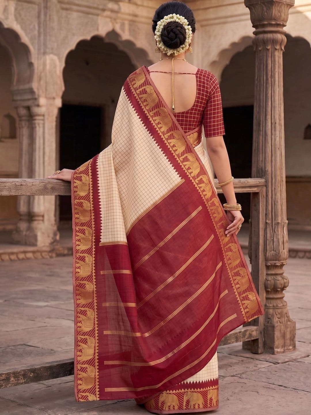 AdoreeStitch Woven Design Zari Art Silk Banarasi Saree thumbnail 2