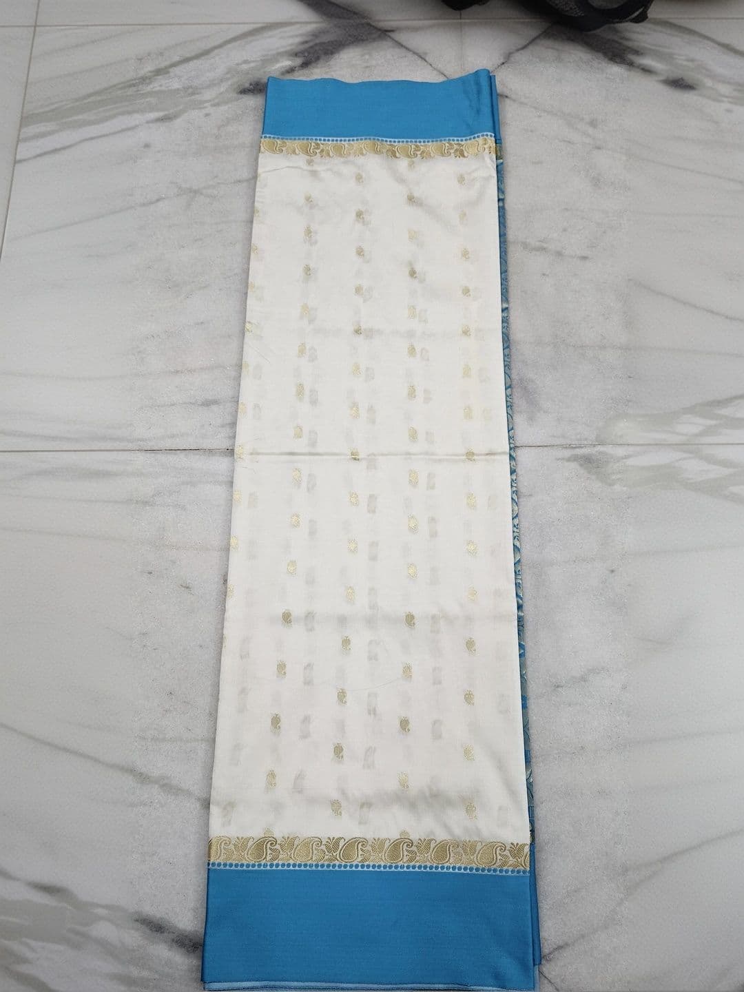 Urban Silk Saree Zari Art Silk Banarasi Sarees thumbnail 5