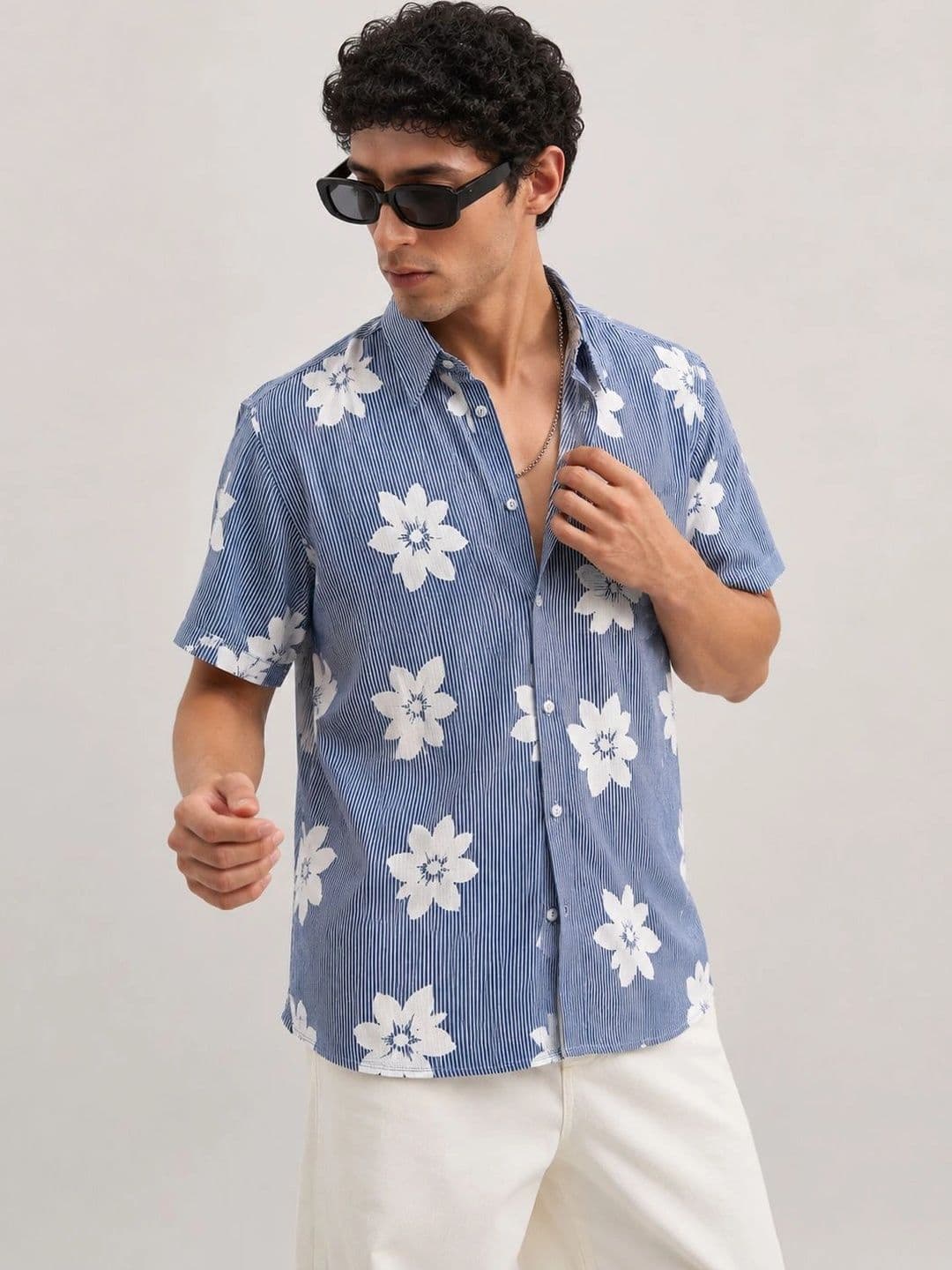THE OLD MONKEY CO Men Floral Printed Casual Shirt thumbnail 2