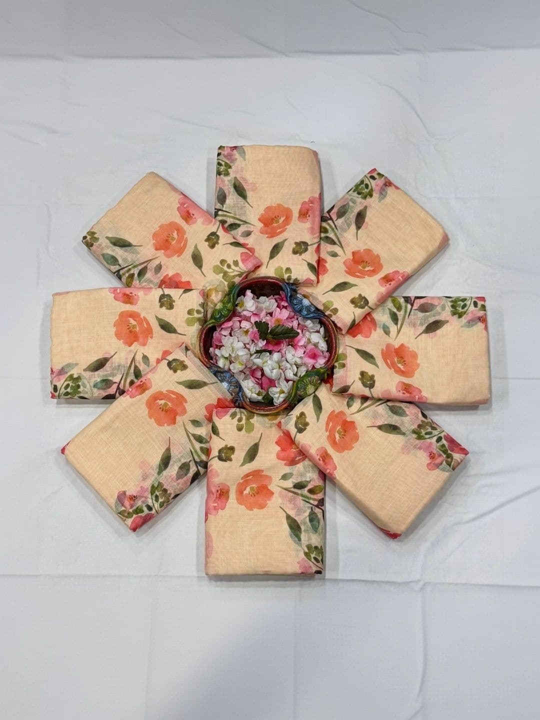 Aman's Impero Floral Zari Linen Blend Saree thumbnail 6