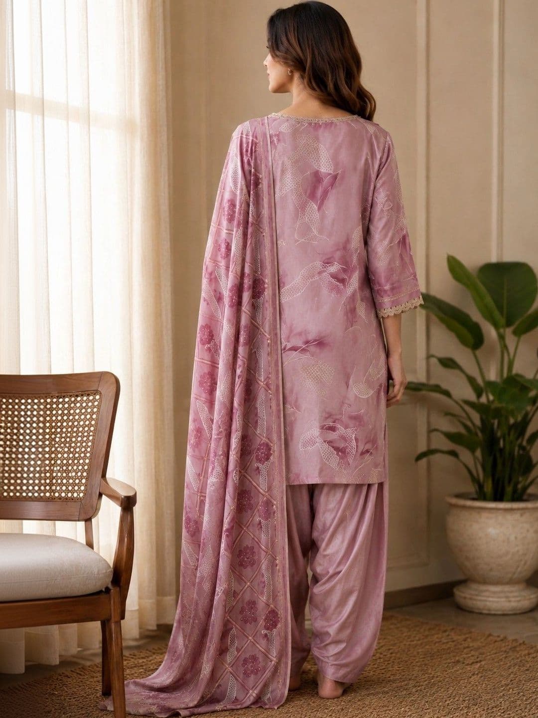 Sangria Women Floral Printed Farshi Kurta with Farshi Salwar & Dupatta Set thumbnail 6