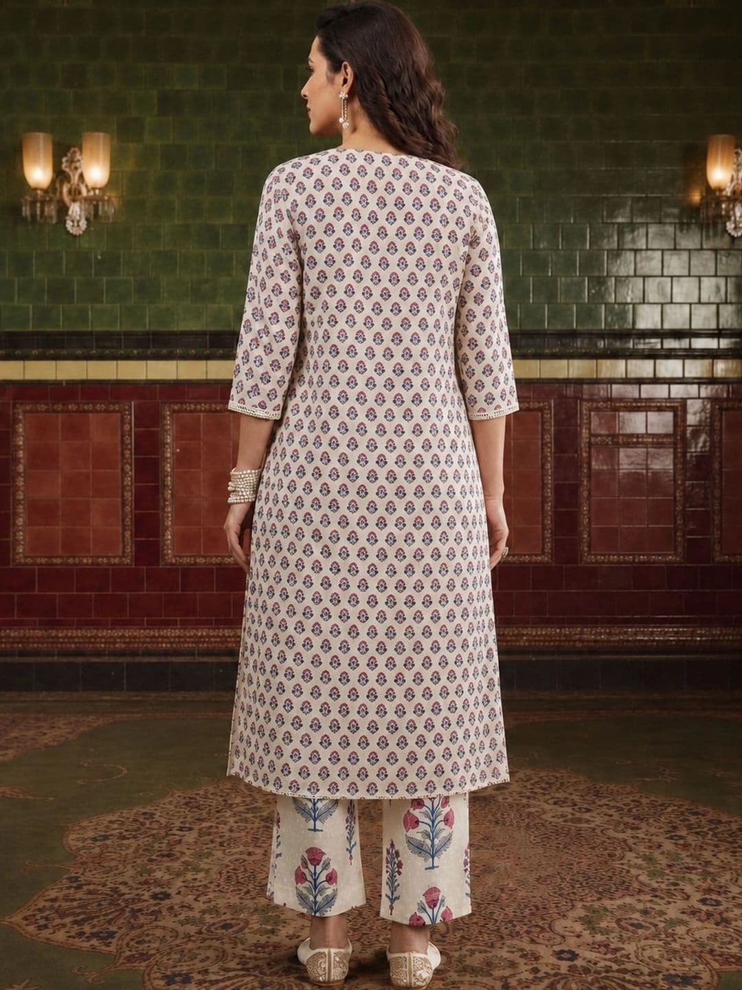 House of Pataudi Women Ethnic Motifs Printed Regular Pure Cotton Kurta with Palazzos thumbnail 4