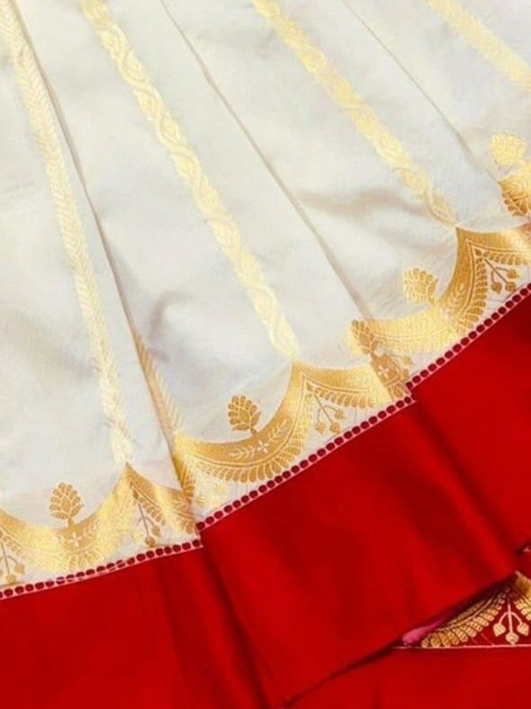 Urban Silk Saree Zari Art Silk Banarasi Sarees thumbnail 5