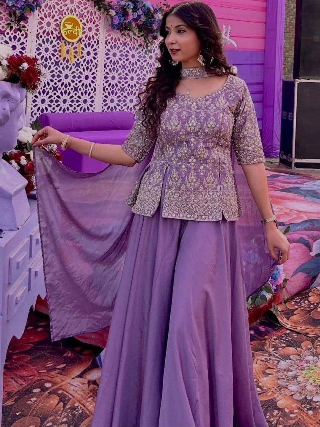 TWINS LADY Women Ethnic Motifs Embroidered Regular Thread Work Kurta with Palazzos & With Dupatta thumbnail 6