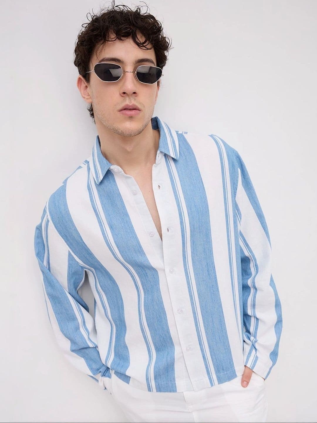 VASTRADO Men Classic Boxy Striped Casual Shirt thumbnail 2