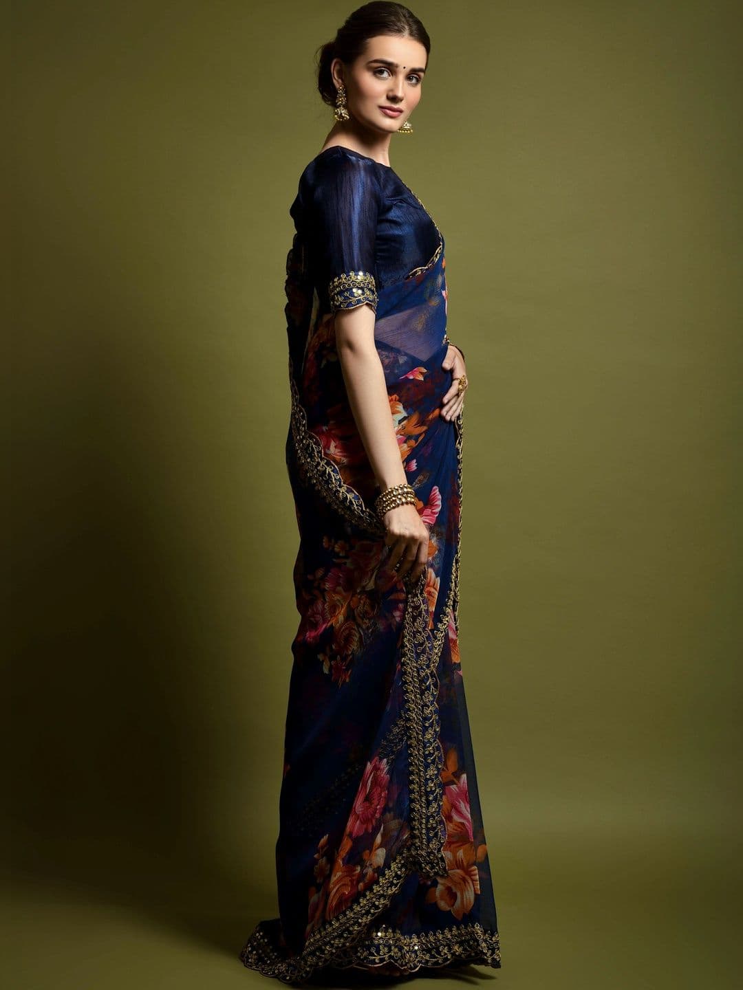 KALINI Floral Embroidered Pure Chiffon Saree thumbnail 2