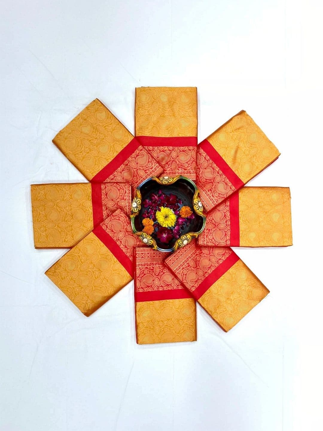 ZARA STAR Woven Design Zari Art Silk Banarasi Saree thumbnail 4