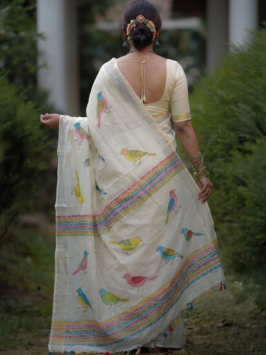 AwadhiCraft Women Woven Design Zari Linen Blend Saree thumbnail 3