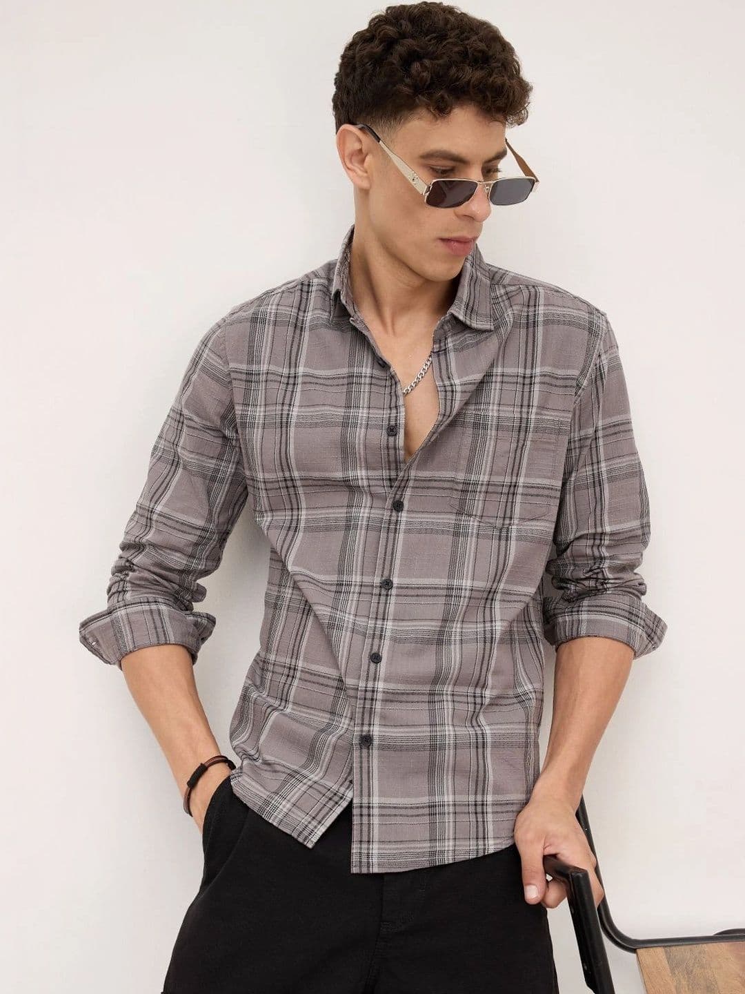 VASTRADO Men Classic Slim Fit Checked Casual Shirt thumbnail 4