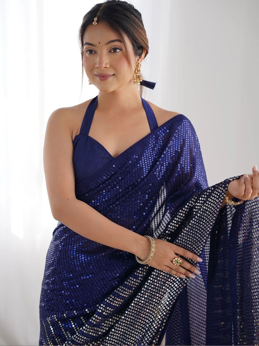 KALINI Ethnic Motifs Sequinned Poly Georgette Heavy Work Saree thumbnail 3