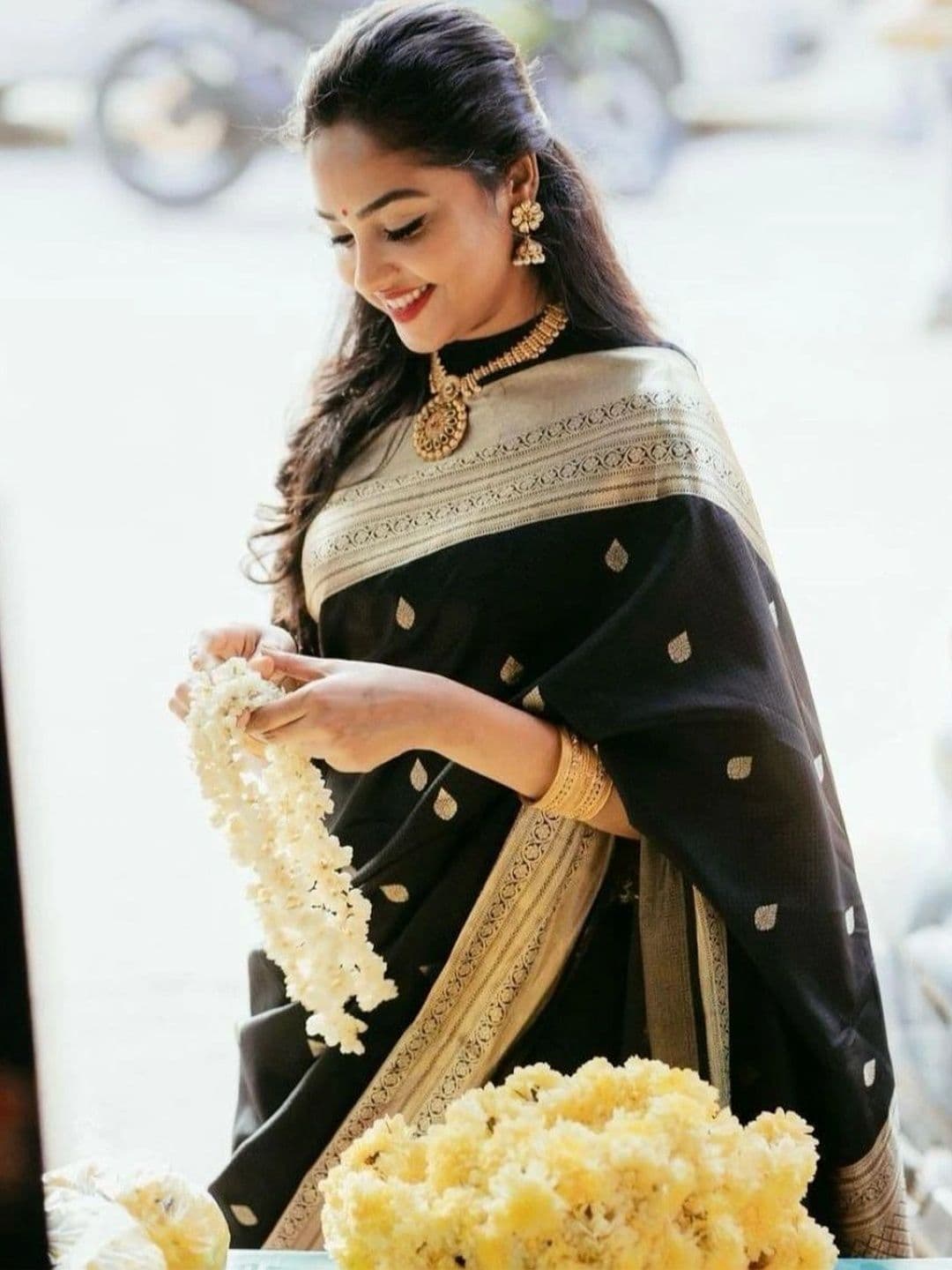 revika Woven Design Zari Art Silk Designer Kanjeevaram Saree thumbnail 3