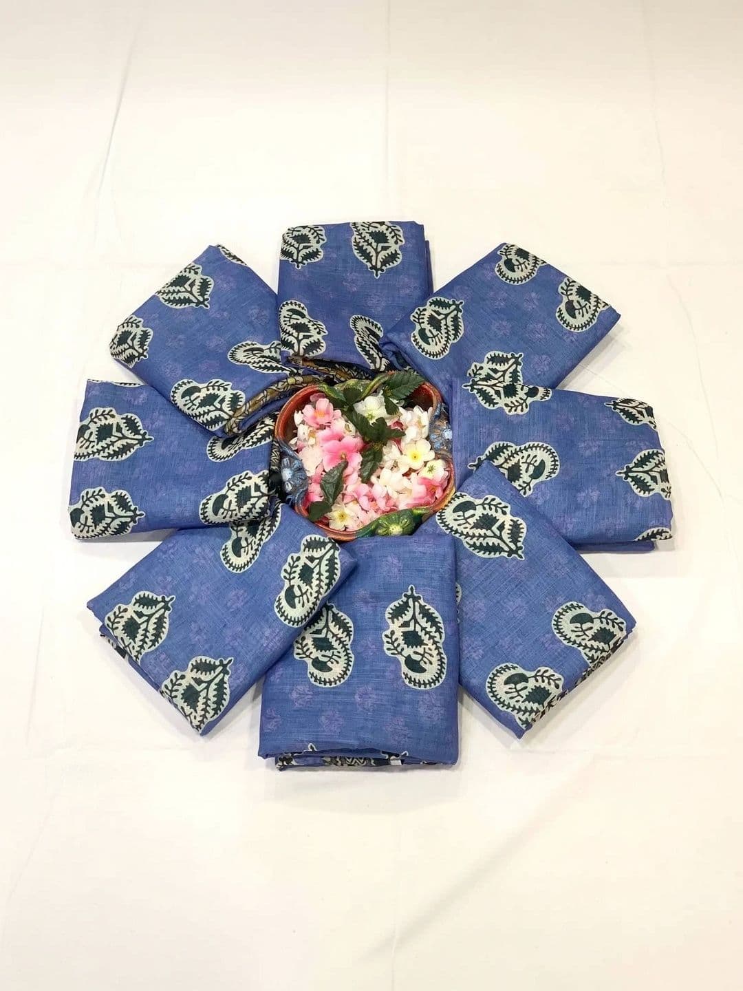 Vidula FashionEthnic Motifs Printed Cotton Silk Zari Saree thumbnail 3