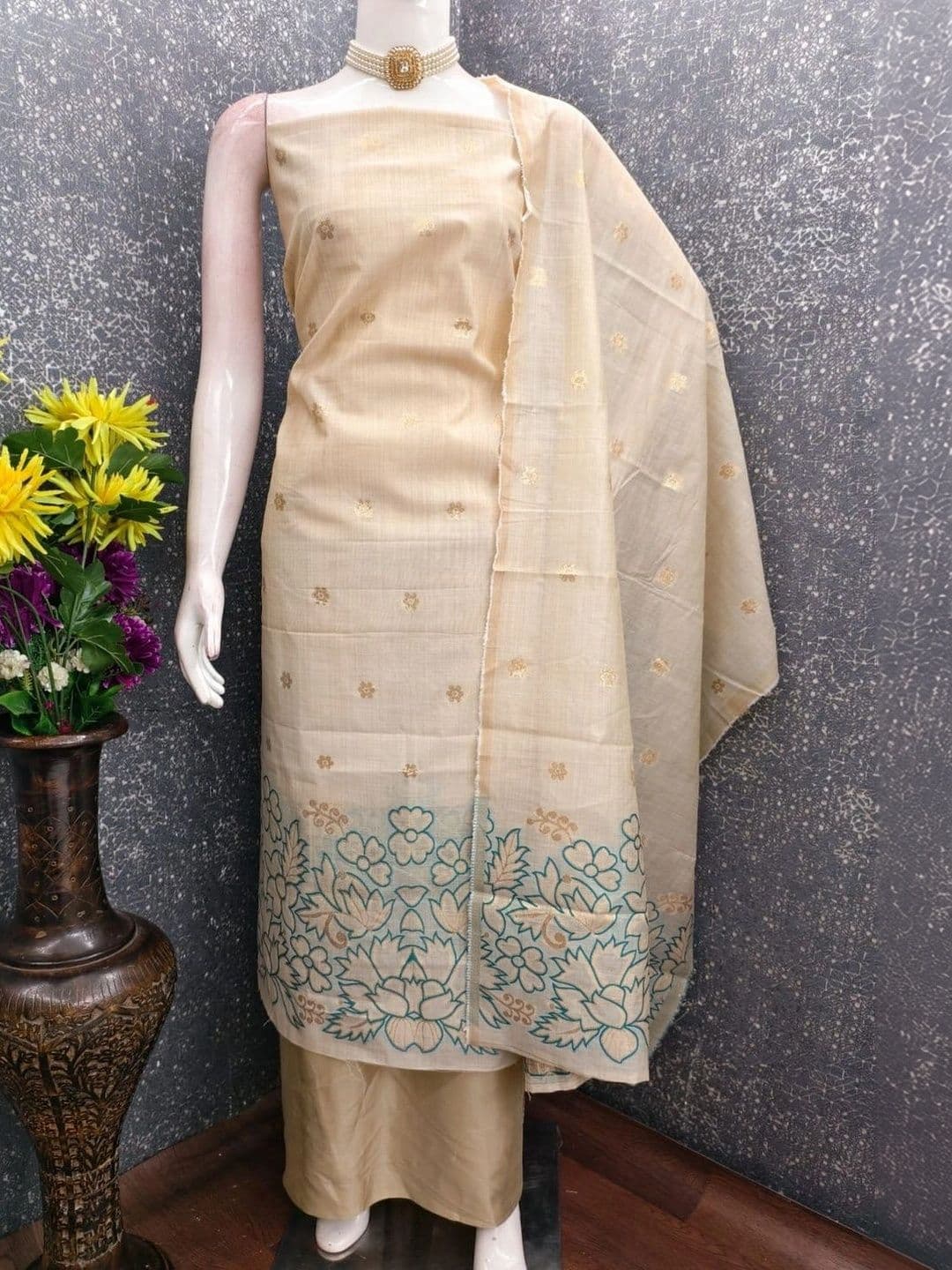 F 13 STUDIO Unstitched Dress Material thumbnail 3