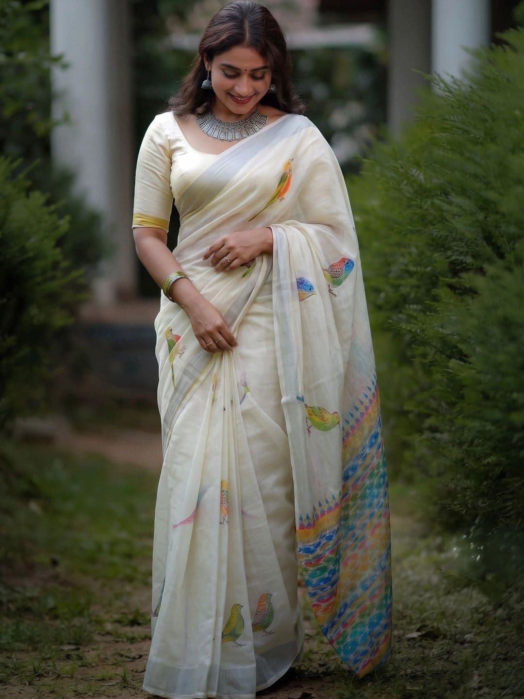 AwadhiCraft Women Woven Design Zari Linen Blend Saree - view 1