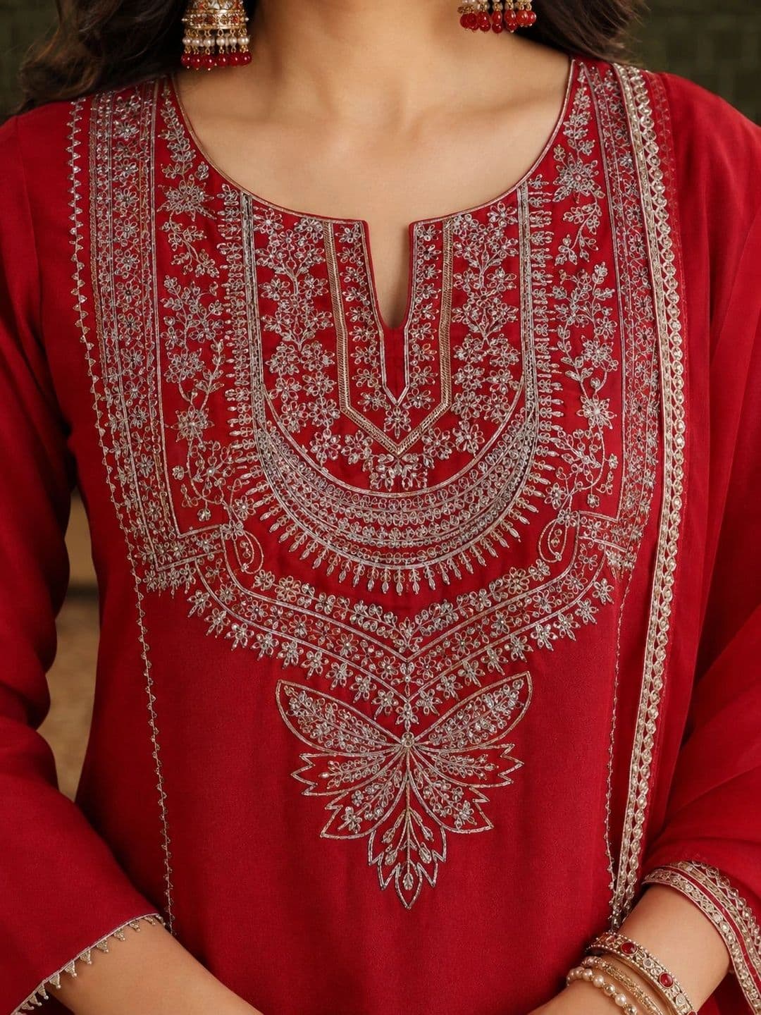 House of Pataudi Women Ethnic Motifs Embroidered Regular Thread Work Kurta with Palazzos & With Dupatta thumbnail 4