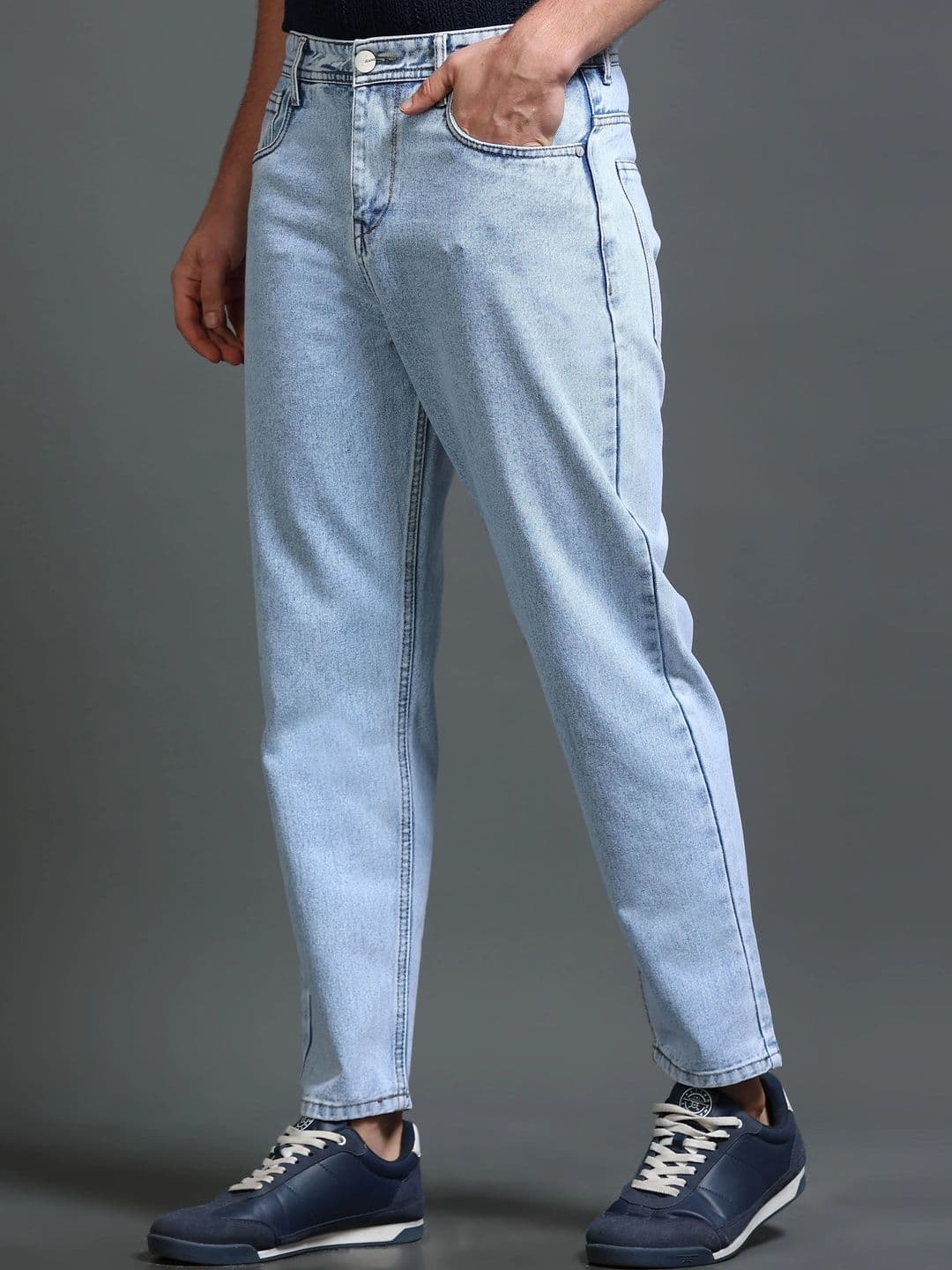 Kolor Fusion Men Loose Mid-Rise Light Fade Jeans thumbnail 2