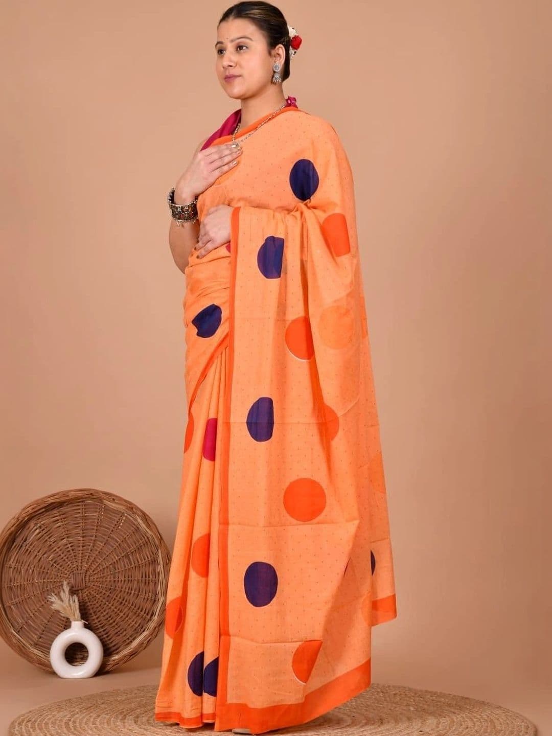 Rashijangidofficial Polka Dot Pure Cotton Bagru Saree thumbnail 4