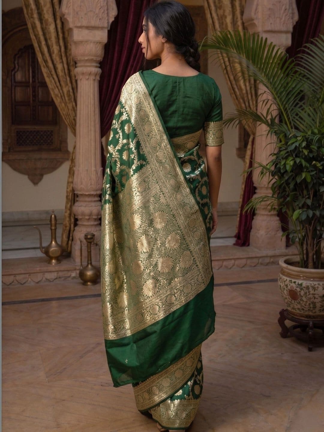 Vidula Fashion Woven Design Zari Art Silk Banarasi Saree thumbnail 6